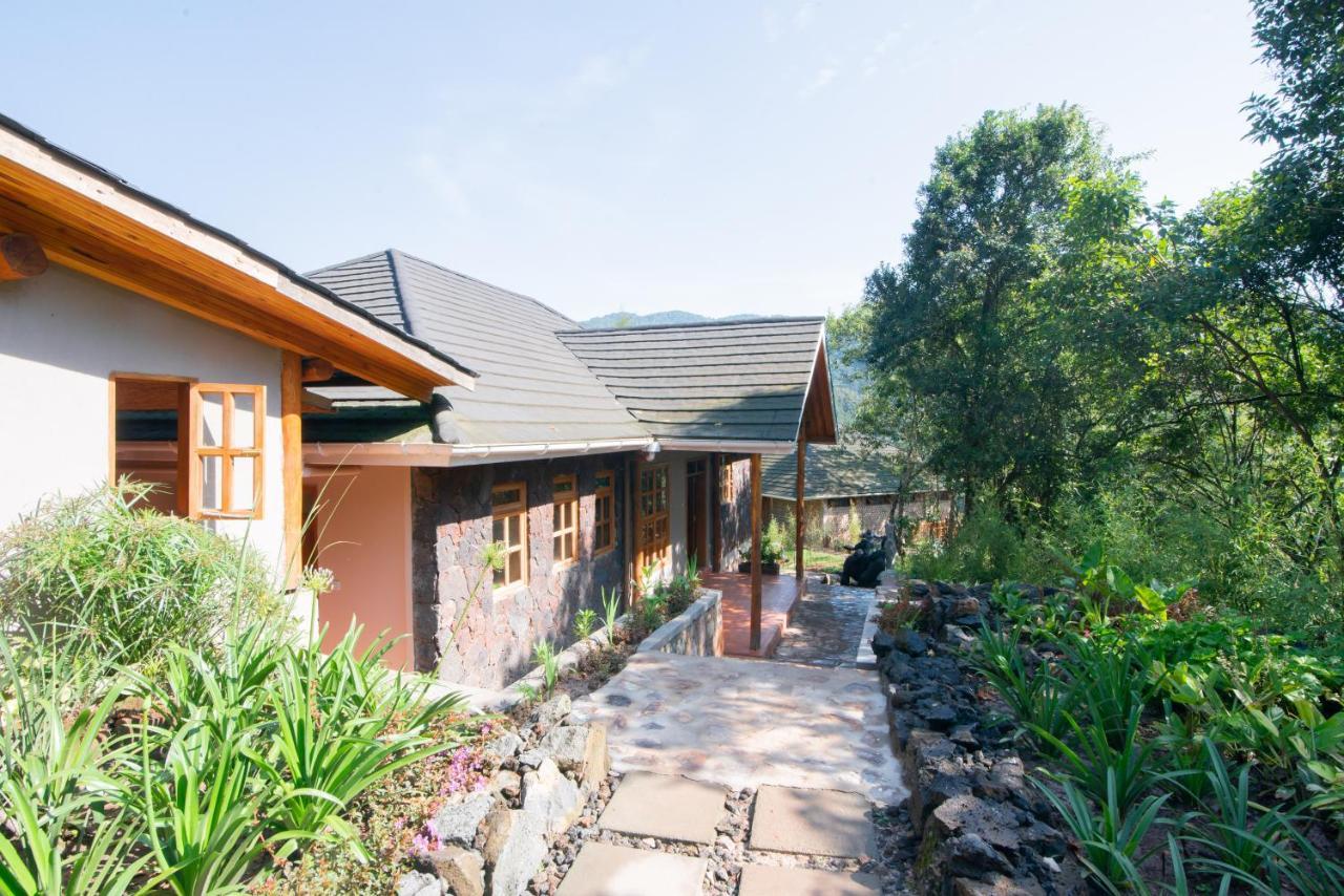 Gorilla Leisure Lodge Kisoro Bagian luar foto