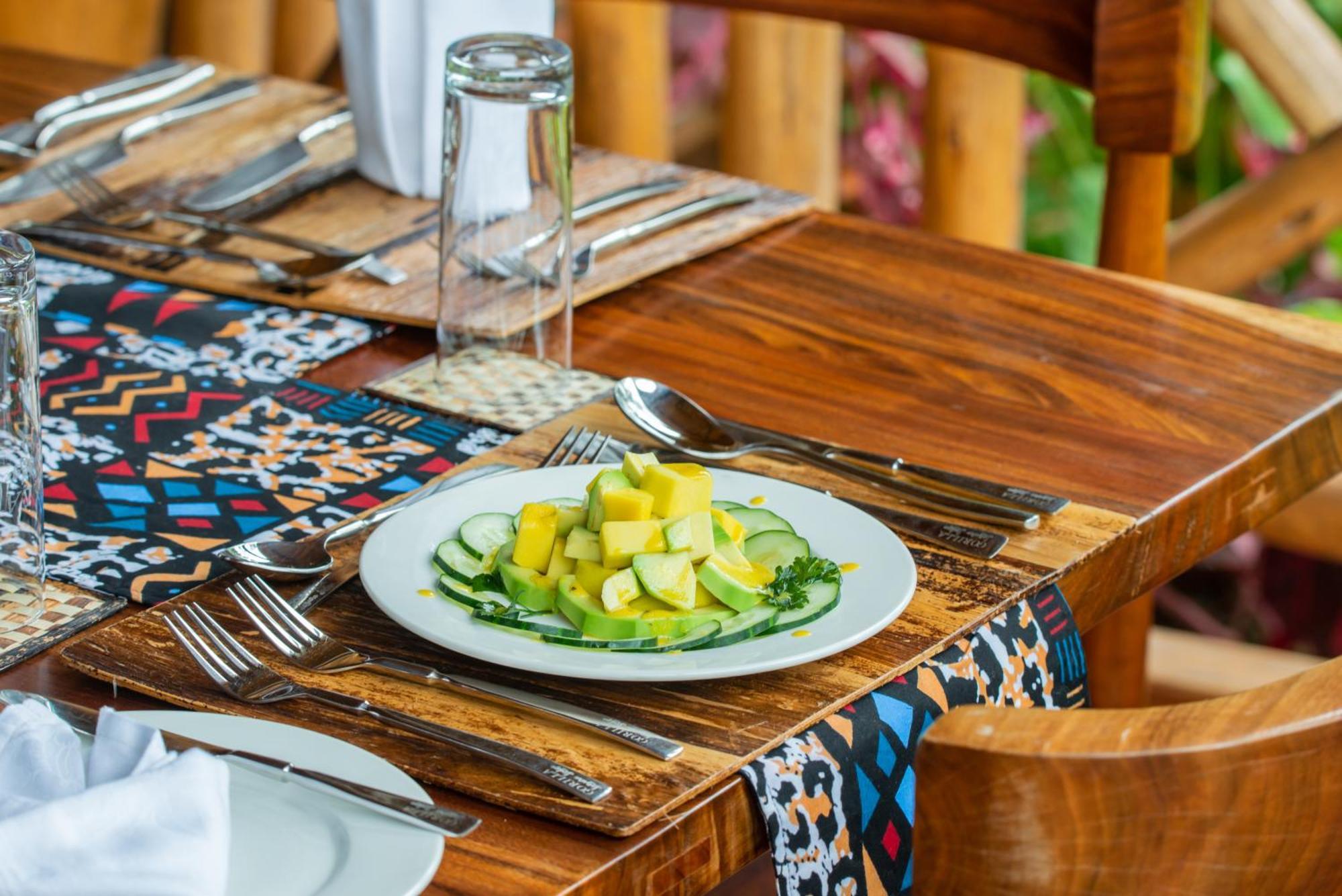 Gorilla Leisure Lodge Kisoro Bagian luar foto